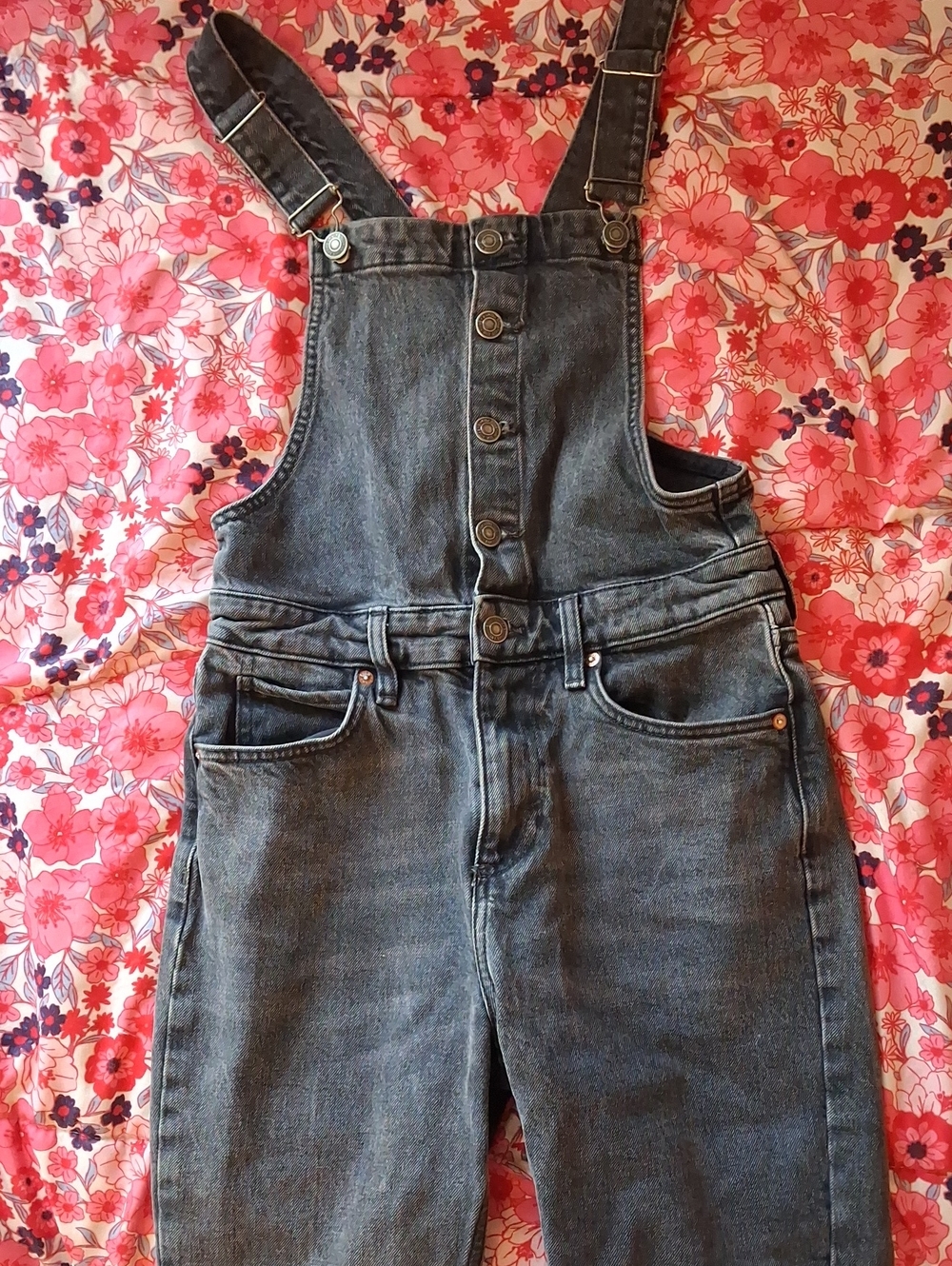 We The Free Faded Washed Black Denim Overalls with Front Button Bib Y2k 90's